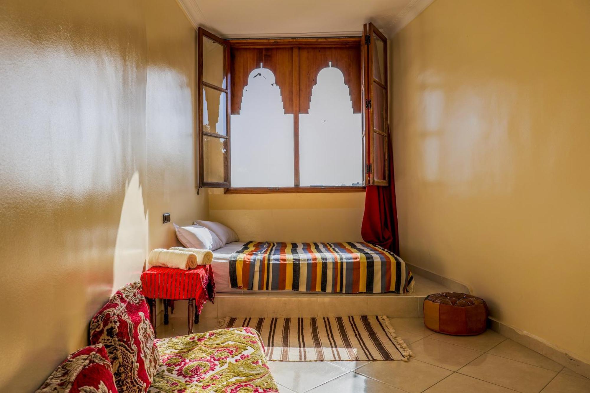Yakout Hostel Tangier Exterior photo